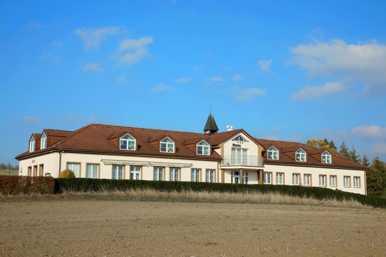 Hotel Brada Jičín Exterior foto
